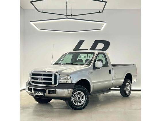FORD F-250 3.9 XLT MAX POWER 4X4 CS DIESEL 2P MANUAL